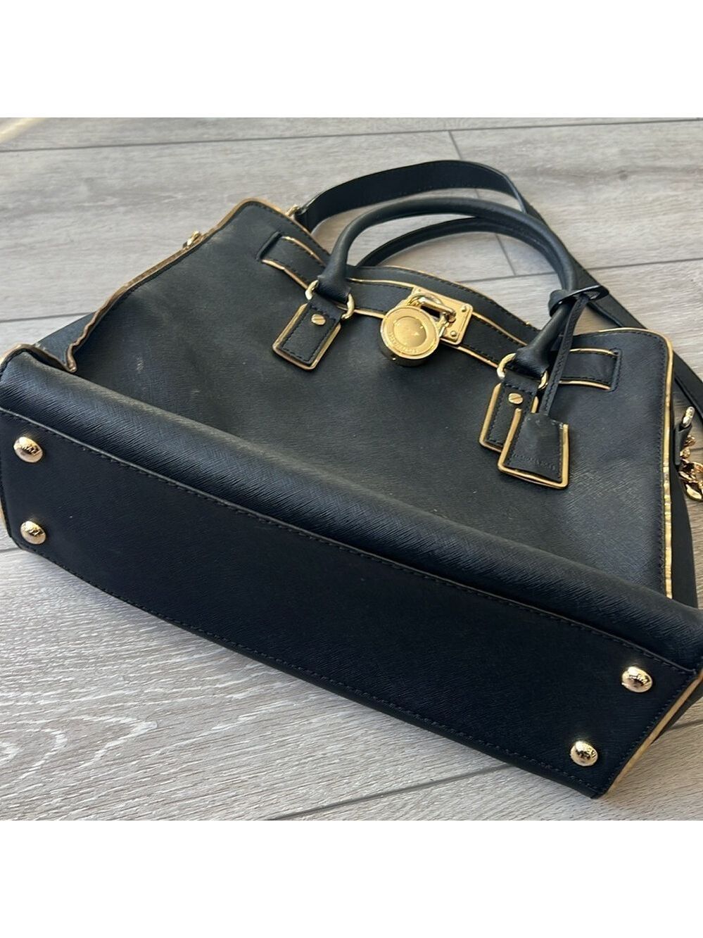 Michael Kors Black Leather Hamilton satchel Handbag with chain strap - Picture 6 of 12